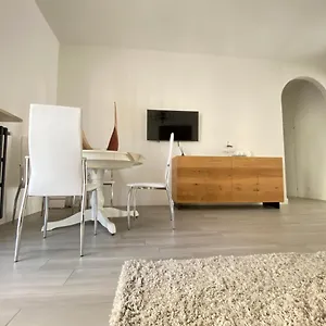 Chez Telly 31 , Verona Italy